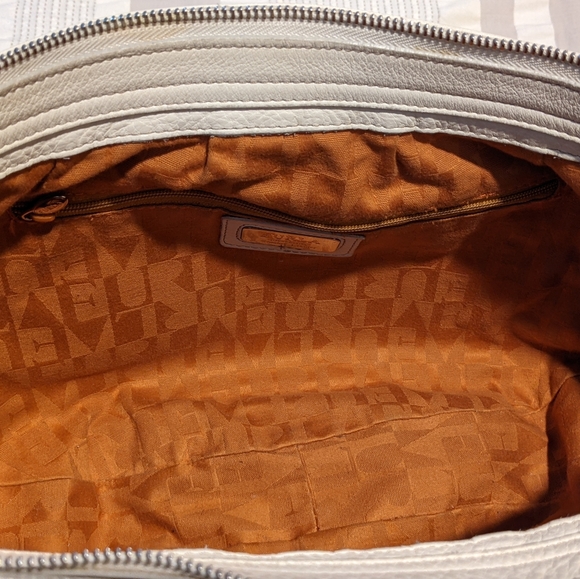 FURLA Genuine Italian Leather Bag with Twisted Strap - Picture 5 of 10